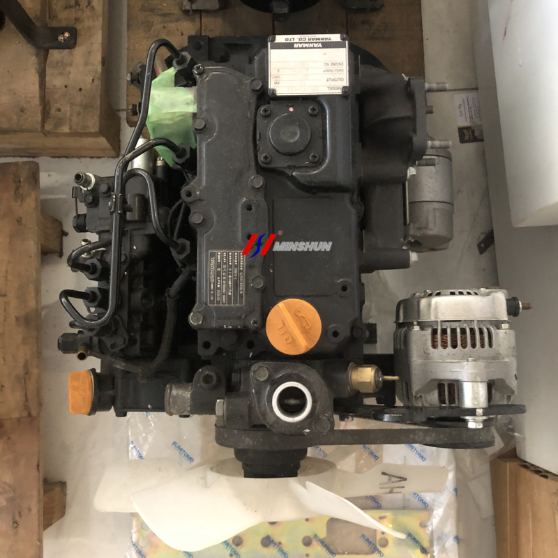 Yanmar 3TNV70-S ディーゼルエンジン 3シリンダー 0.854L 2200RPM