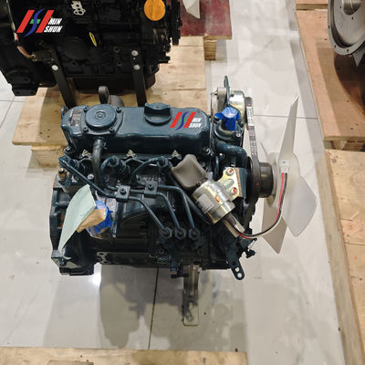 D722-EF18 쿠보타 엔진 3 실린더 물 냉각 디젤 엔진 0.719L 전기 시작