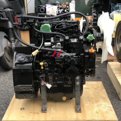 Il Yanmar 3TNM72-GGE è un economico motore diesel a 3 cilindri raffreddato ad acqua.