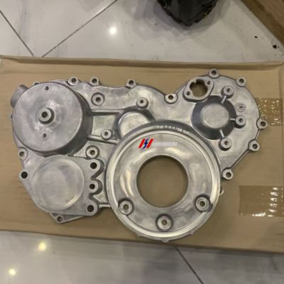 Tampa da caixa de engrenagens do motor Isuzu 4BG1 (Tampa da distribuição), Número da peça 8-97129830-0