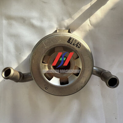 V3307 Oil Cooler Assembly. Kubota V3307 Parti di lubrificazione e raffreddamento del motore.